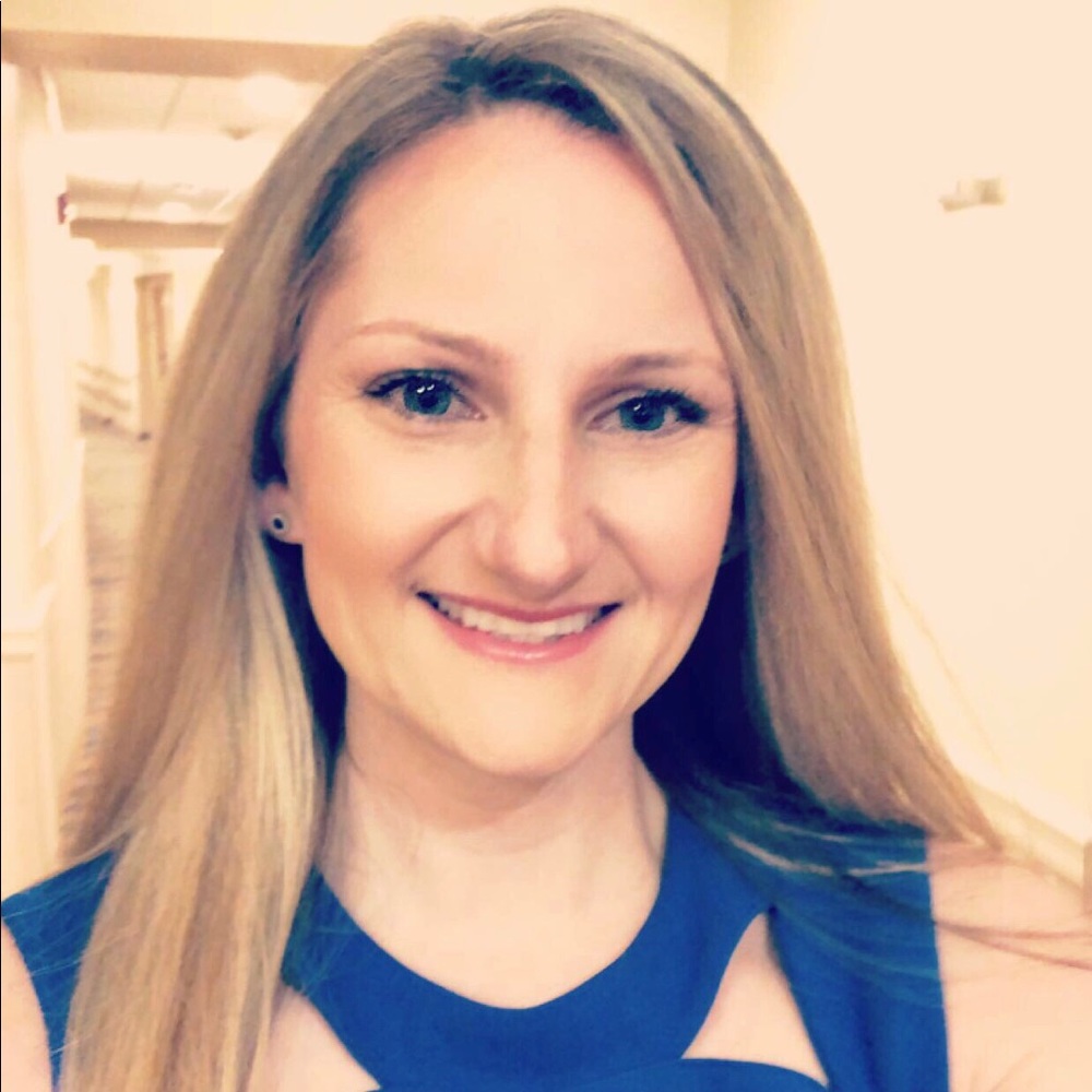Meet your Posher, Stacy